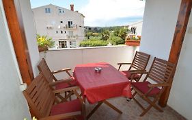 Anna'S Two Terrace Apartment
